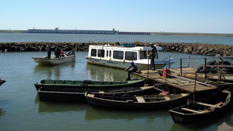 El gobernador de Corrientes pide rever el límite fronterizo con Paraguay en la isla Apipé
