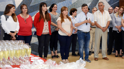 Peppo celebró el fin de año Junto a empleados públicos