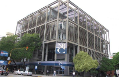 Sin bancos y servicios diferenciados en recolección de residuos y micros