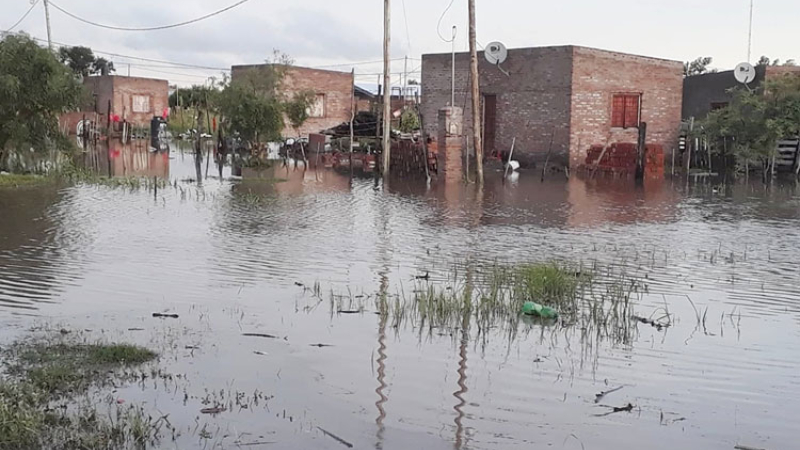 Continúa el alerta en Villa Ángela tras la intensa lluvia