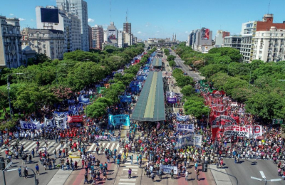 Movimientos sociales realizaron la primera protesta masiva del año