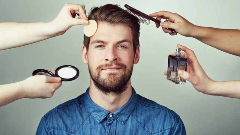 Maquillaje masculino: cada vez más hombres se animan al rímel y al rubor