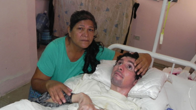 Quedó parapléjico por un accidente y desde hace tres meses vive en un centro comunitario