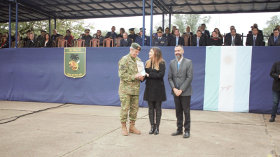 El Gobierno provincial acompañó el aniversario del Ejército