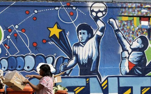 11.- Mural de la Mano de D10s en la India.