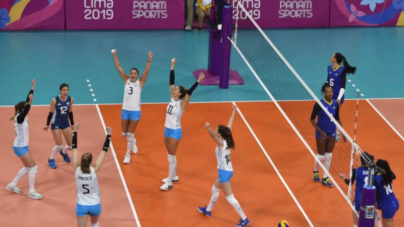 Jugadores y Jugadoras dedicaron la clasificación olímpica y el Bronce Panamericano a los dirigentes