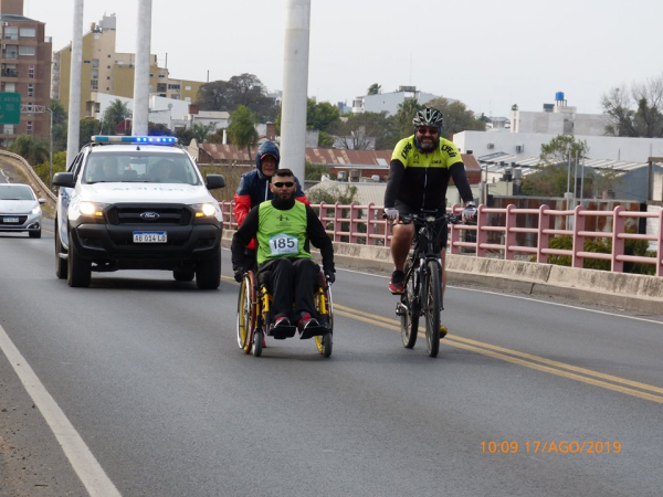 Gentileza de la fanpagede Facebook: Maratón Río Paraná.