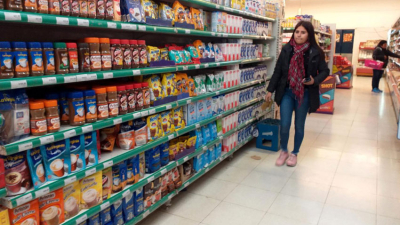 Los precios sin IVA ya se pueden ver en las góndolas de supermerdados