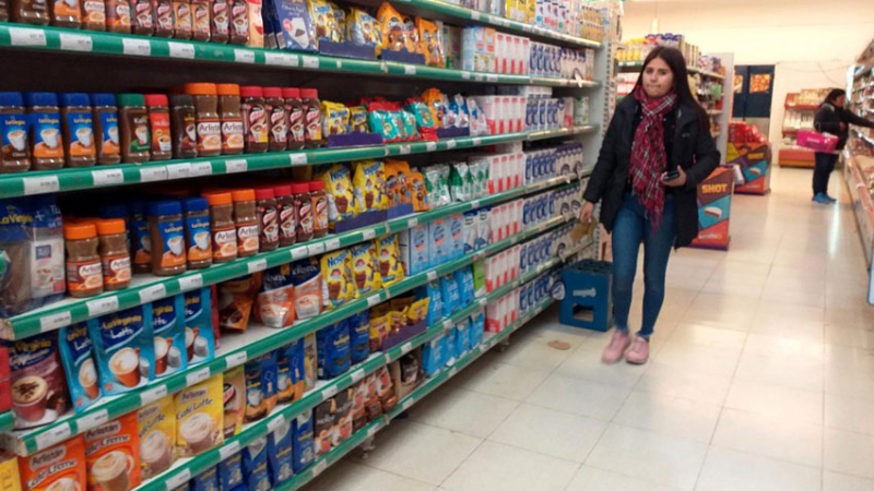 Los precios sin IVA ya se pueden ver en las góndolas de supermerdados