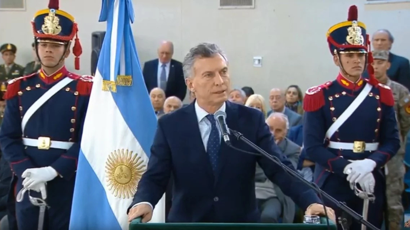 Tributo del Ejército y del presidente a los caídos del Regimiento 29