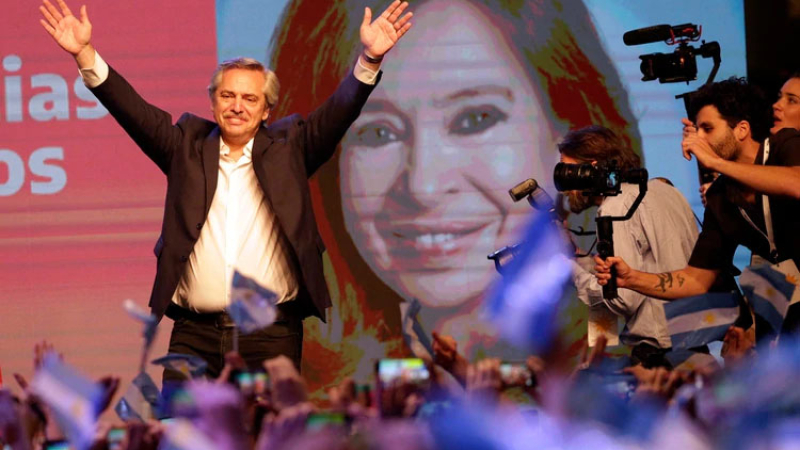 Alberto Fernández, entre la sorpresa y el enojo porque Cristina Kirchner lo involucró al declarar en el juicio por la obra pública