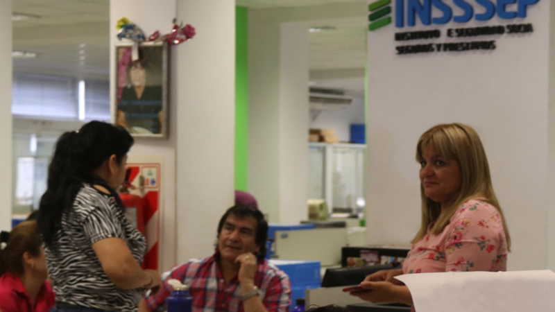 Reabre la farmacia del Insssep pero no hay garantías para los afiliados