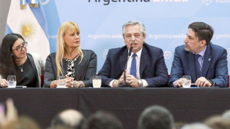 El Gobierno anunció un aumento para privados de cuatro mil pesos