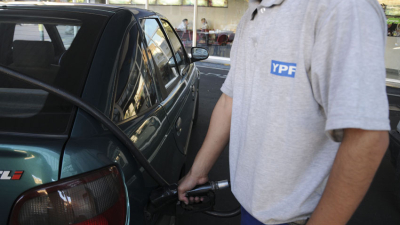 Combustibles: el congelamiento alivia los bolsillos pero complica a los estacioneros