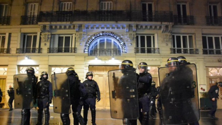 macron1.jpeg