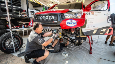  Las Hilux del Dakar y la versión de calle 