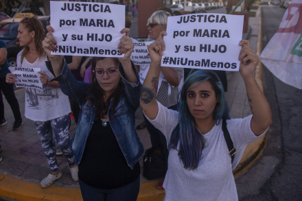 Puerto Deseado marcha.jpg