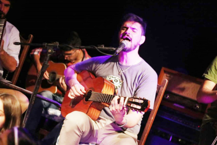 kalber-cantando-otra.jpg