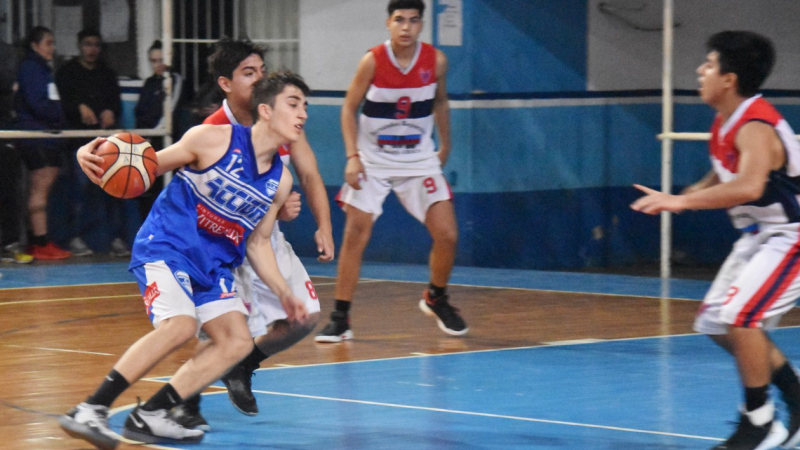 Concentran los jugadores del interior de la preselección de Chaco U17 de básquet
