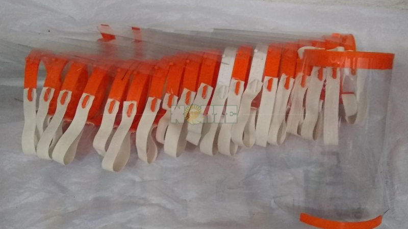 Estudiantes y docente fabricaron máscaras con impresoras 3D para el hospital de Castelli