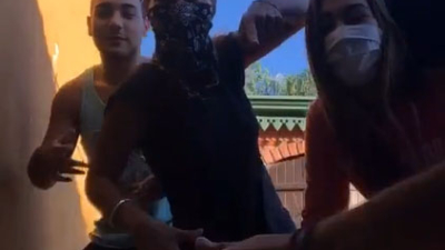 Tiene coronavirus y filmó un Tik Tok bailando junto a sus hijos