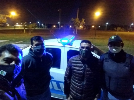 polis carpinchos 1.jfif