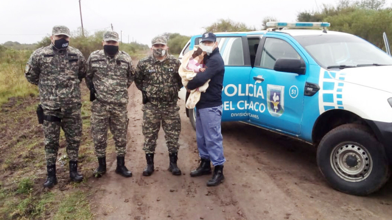 Se llevó a su pequeña hija, se escondió en el monte, hasta que la policía lo detuvo