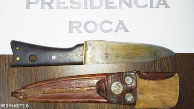 Mató a un hombre de una puñalada y huyó a lo de su tía