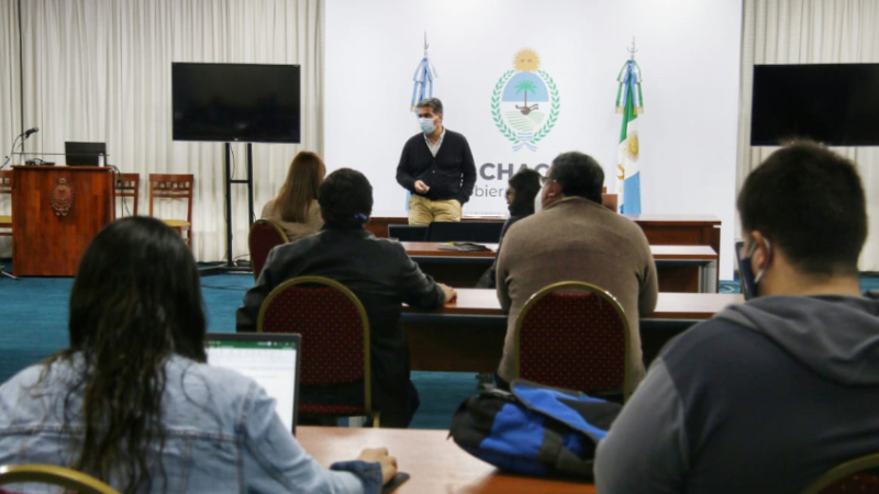 Capitanich fijó meta de 20 días para disminuir el número de los infectados