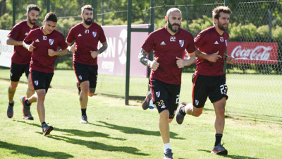 Cinco test por jugador y costo de 750.000 pesos mensuales