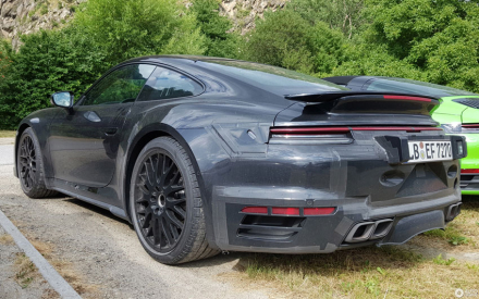 992.jpg
