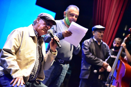 homenaje.jpg