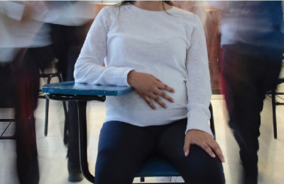 Para una adolescente que materna, volver a estudiar cuadruplica sus esfuerzos