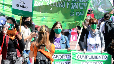 “Pañuelazo” virtual y en las calles por la legalización del aborto