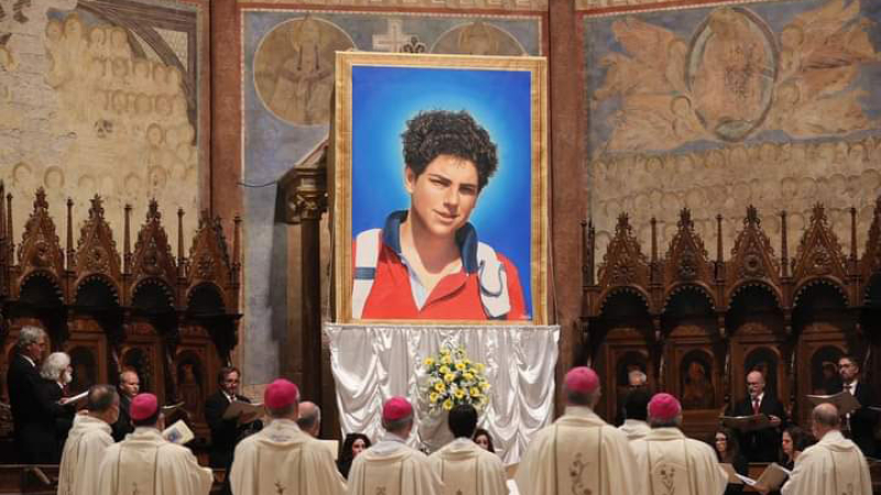 Beatificaron al Ciberapóstol de la Eucaristía, el influencer Carlo Acutis