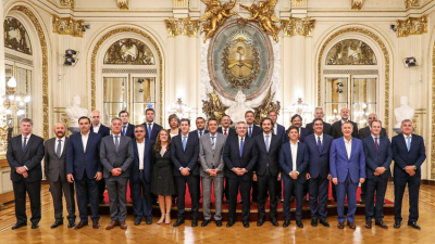 24 gobernadores pidieron unidad “sin mezquindades”