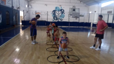 Basquet y desarrollo: el desafío de la transición en el mini y la categoría U13