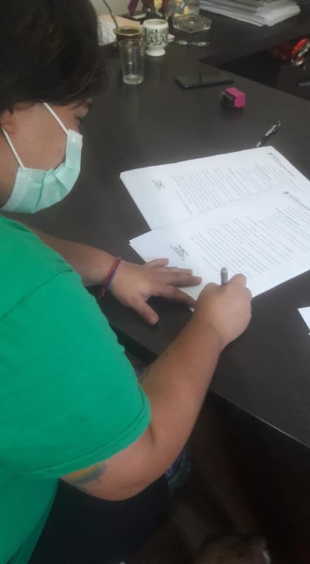firma.jpg