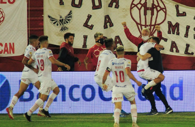 Huracán reaccionó y le dio vuelta el partido a Independiente