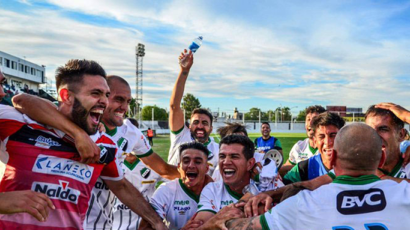 Villa Mitre ganó su zona y jugará la gran final