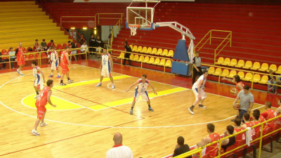 El Torneo Federal de Básquet, la categoría que se transformó en un constante ensayo