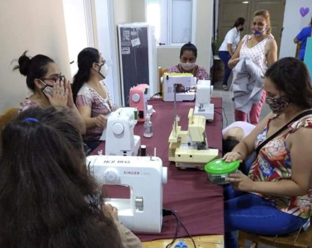 58taller de costura.jpeg copy