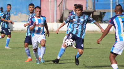 “No prima el fútbol sino la billetera en estos torneos federales”