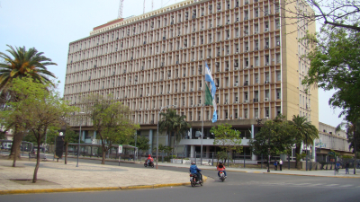 Deuda en dólares: la nueva estrategia para renegociar términos que el Chaco pueda cumplir