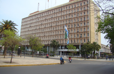 Deuda en dólares: la nueva estrategia para renegociar términos que el Chaco pueda cumplir