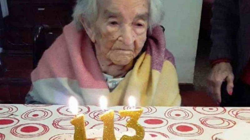 Una mujer de 113 años es la segunda persona más longeva en superar el coronavirus