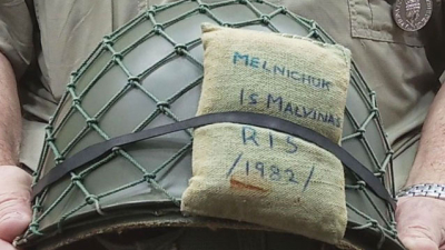 La historia del chaqueño que recuperó su casco de la mano de un inglés