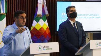 El Gobierno anunció la reestructuración de la deuda en dólares con un alivio de UDS 212 millones