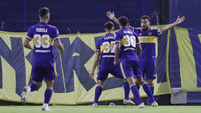 Un sólido Boca festejó ante Santos