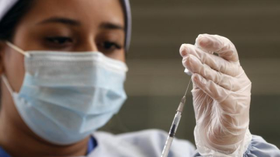 Insólito: no puede anotarse para la vacuna anti Covid porque la dan por muerta